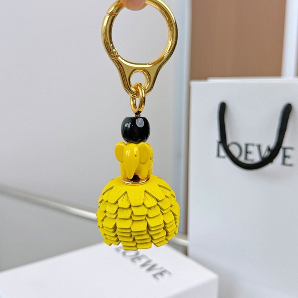 Loewe Charm